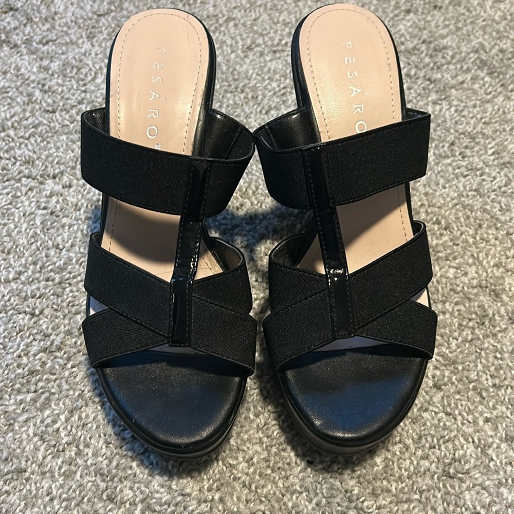 PESÁRO Wedges, Doesn’t have a box